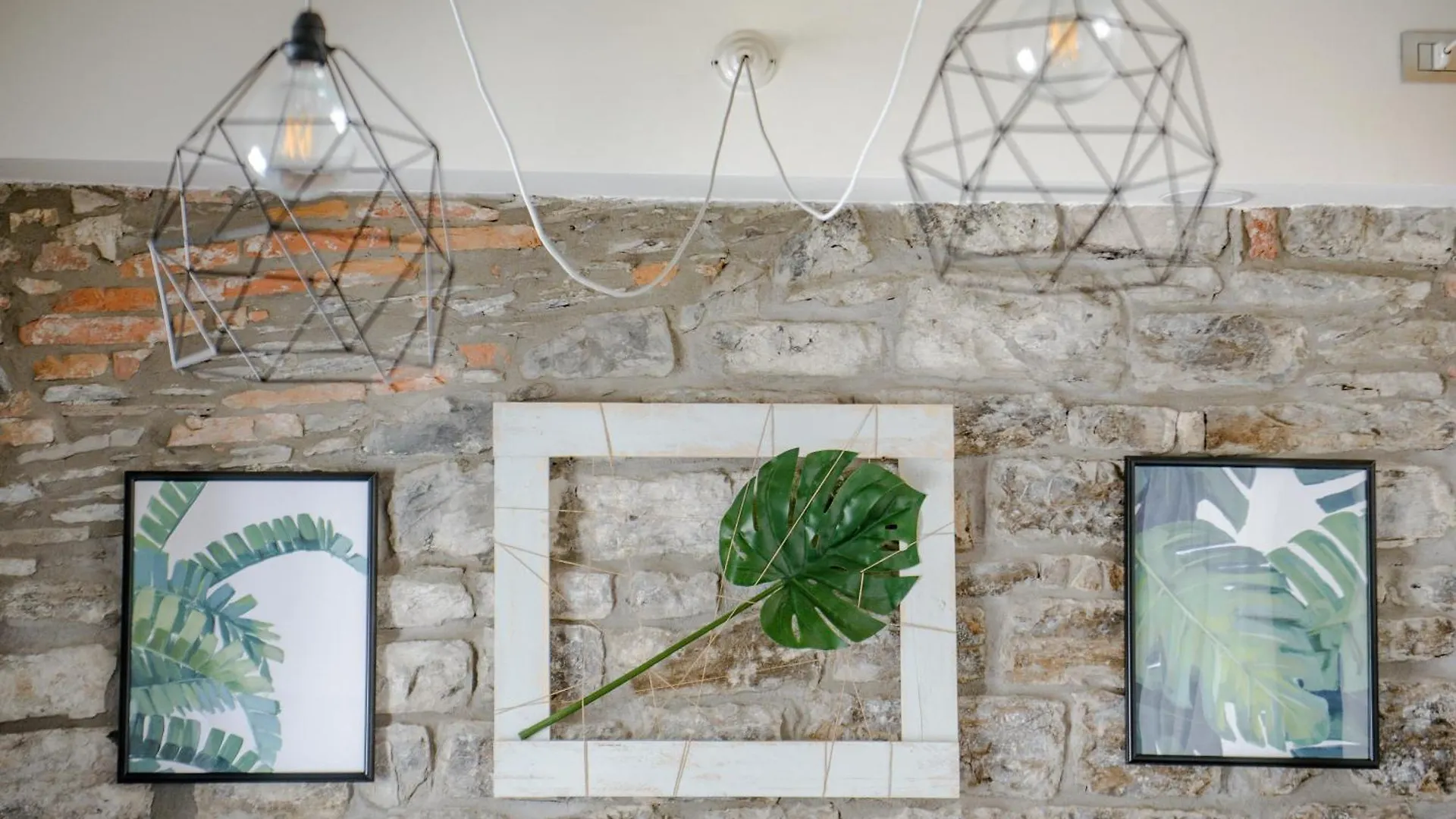 Gem Of The Lake - Luxury Apartment Como Old Town