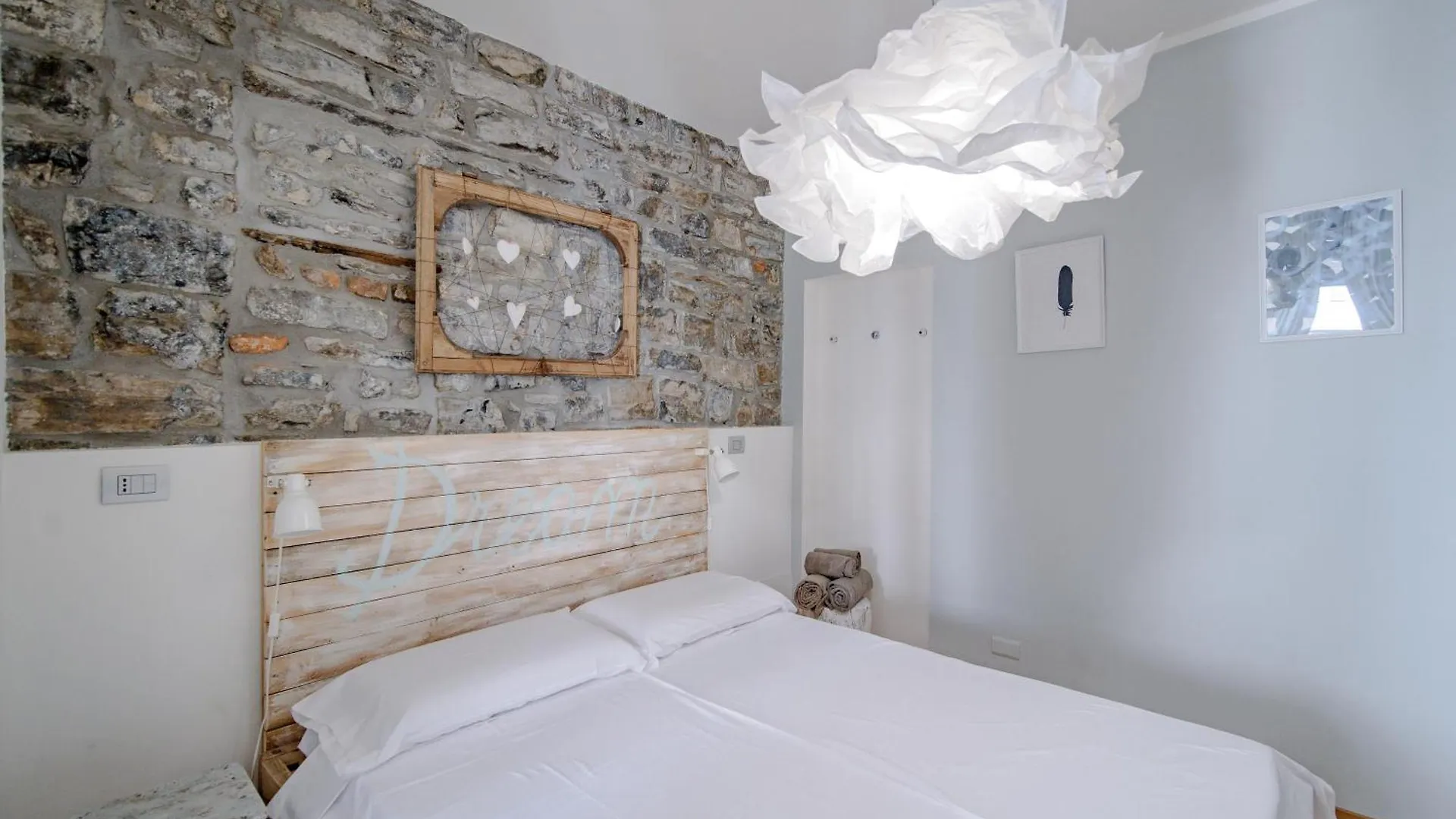 Gem Of The Lake - Luxury Apartment Como Old Town Italy